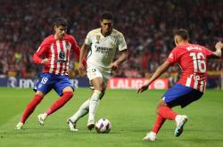 开云平台-皇马防线失守，连续两轮未能取胜