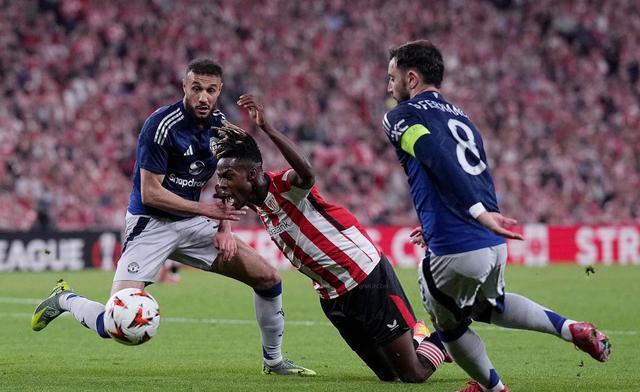 曼联绝杀胜罗马领先欧联杯半决赛