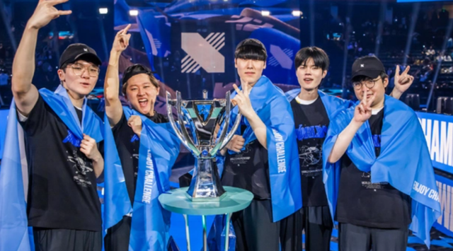 RNG横扫KT，Deft团战一打五全球总决赛3:1（东京）