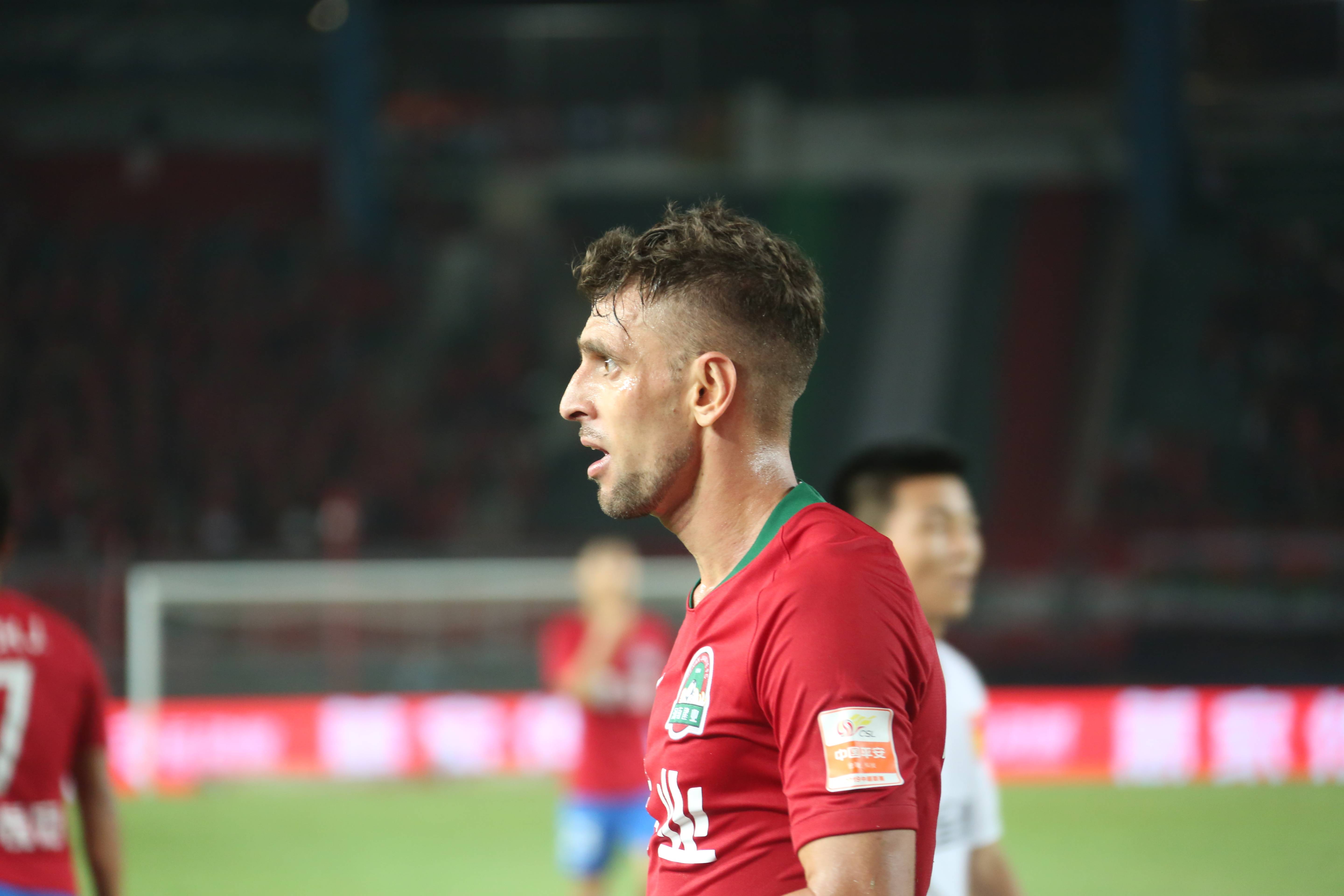 希望之战即将打响，建业坚定信心斗志昂扬的简单介绍