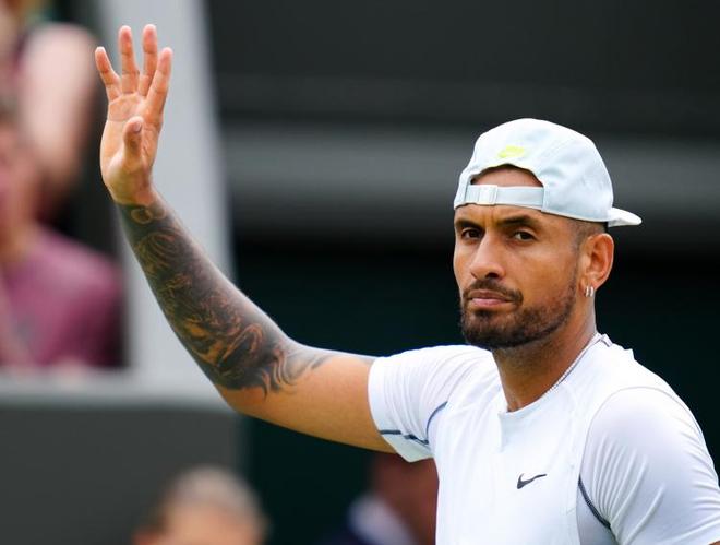 意大利网球队力克澳大利亚网球队，克耶高斯统治全场的简单介绍