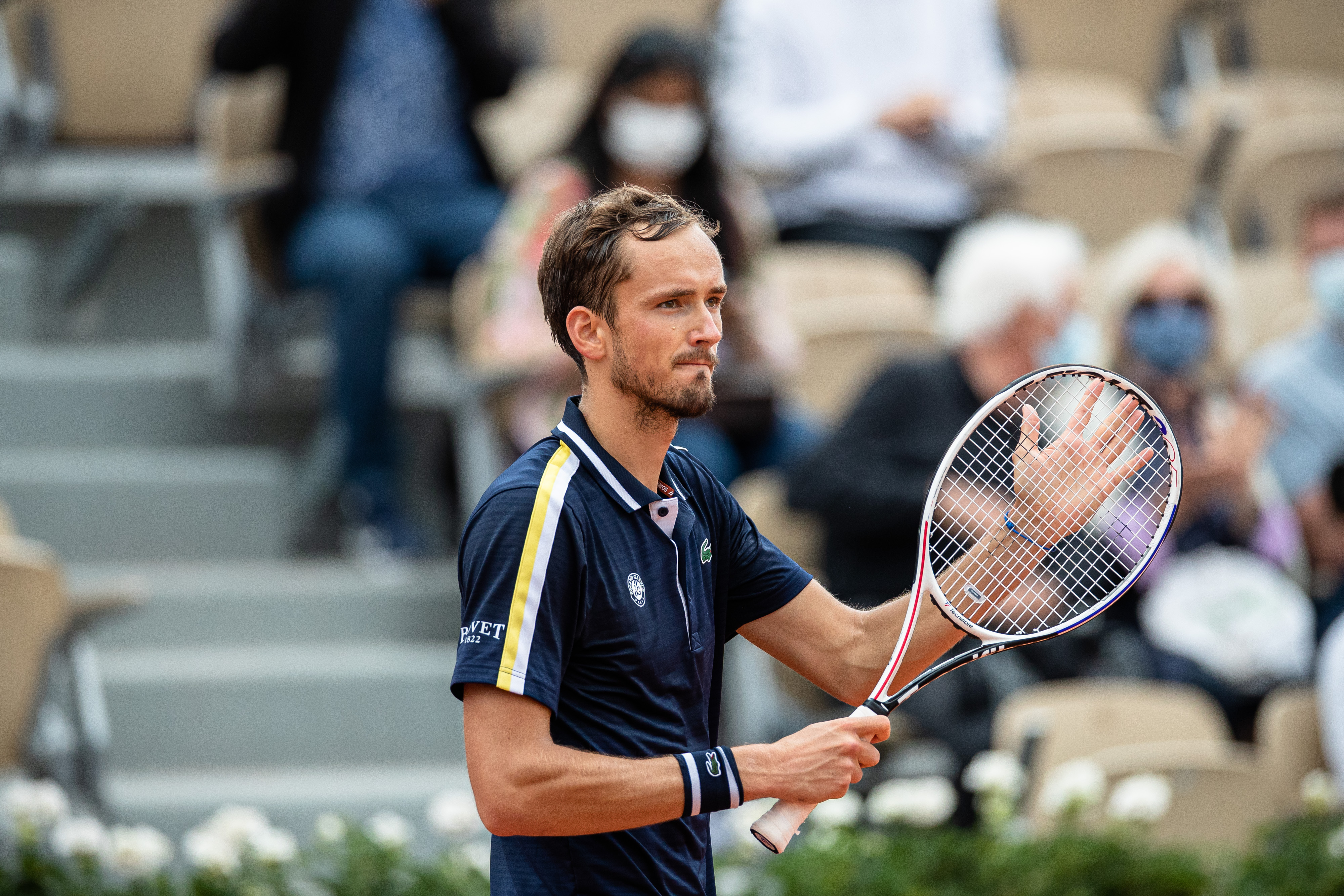 西班牙网球队横扫法国网球队,梅德韦杰夫惊艳世界的简单介绍 西班牙网球队横扫法国网球队,梅德韦杰夫惊艳世界的简单介绍