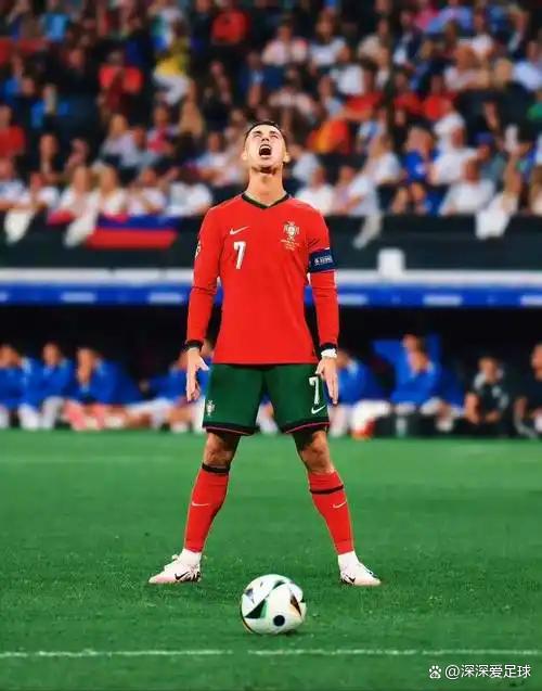 关于英格兰强势巴西，C罗完成帽子戏法的信息