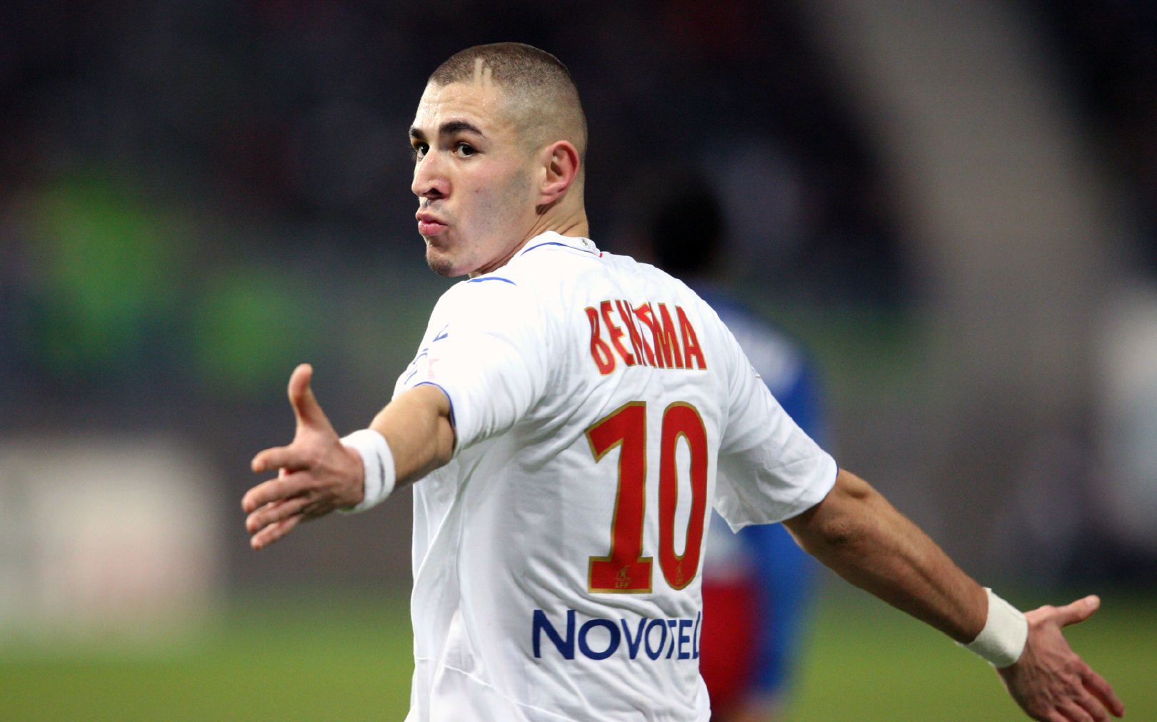 尤文逆转多特蒙德,本泽马高光表现的简单介绍 尤文逆转多特蒙德,本泽马高光表现的简单介绍